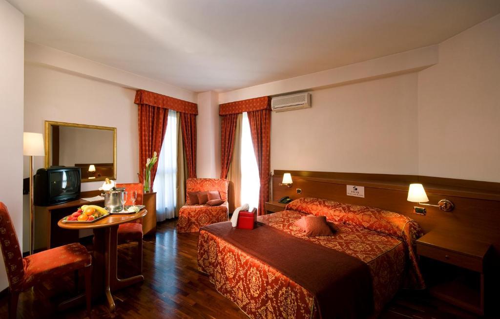 מרינו Excel Hotel Roma Ciampino חדר תמונה